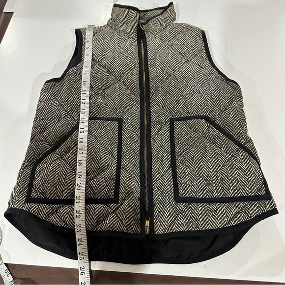 J. Crew Factory Black & White Herringbone Down Fill Vest Size M - Picture 10 of 10